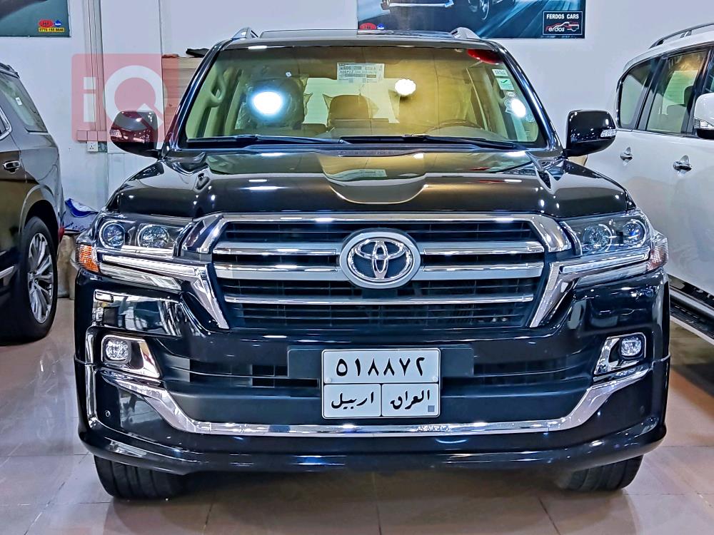 تويوتا لاندكروزر